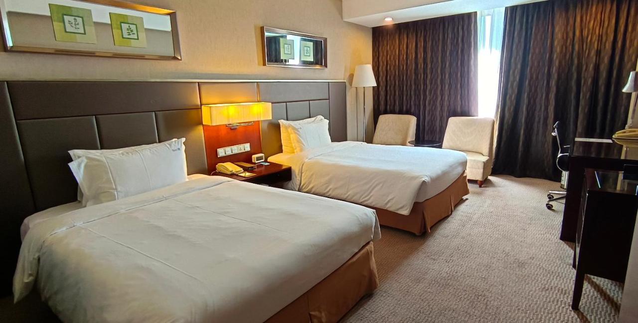 Holiday Inn Beijing Haidian, An Ihg Hotel Exterior photo